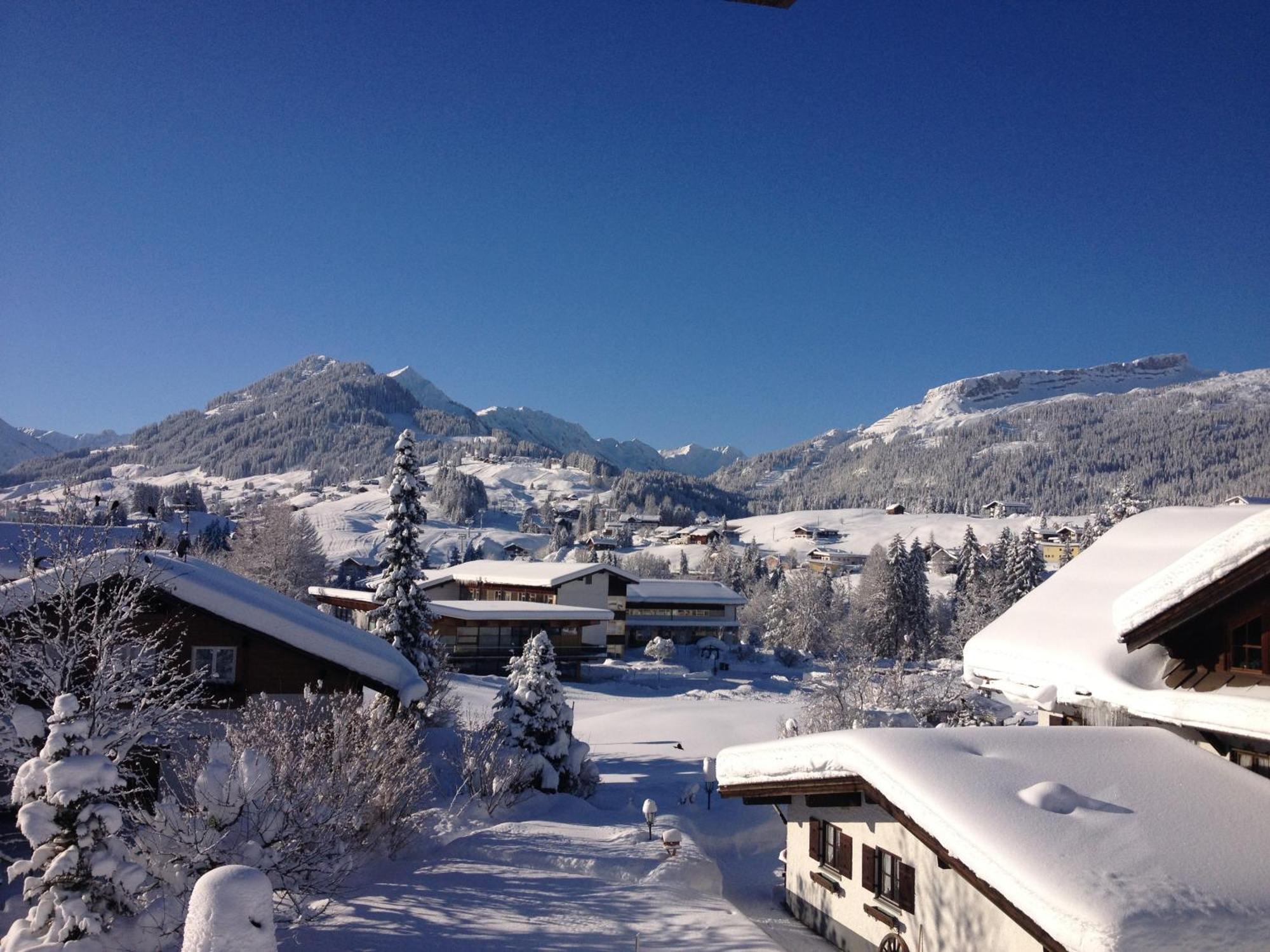 Gatterhof Hotel Riezlern Buitenkant foto